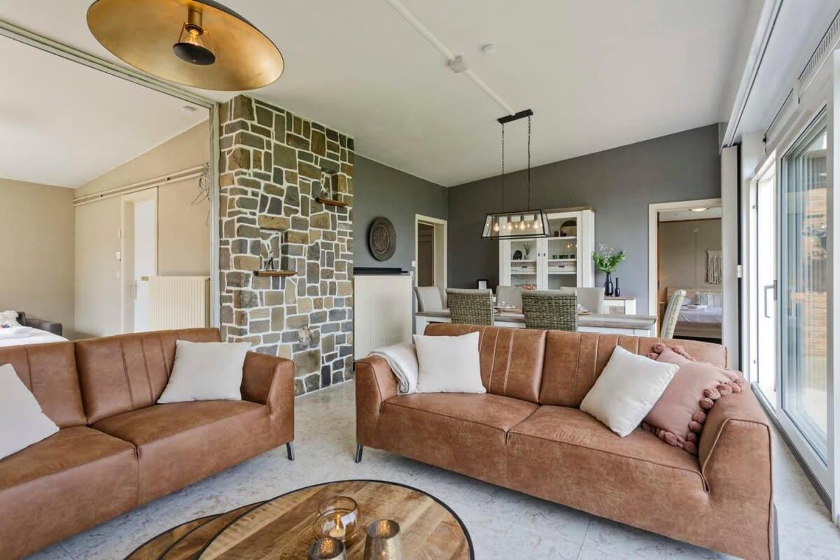 Huswell - Bungalow With Garden At 5 Minutes From The Beach Villa De Haan Exteriör bild