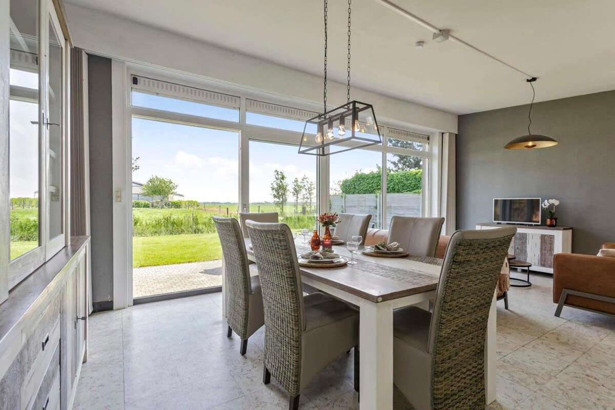Huswell - Bungalow With Garden At 5 Minutes From The Beach Villa De Haan Exteriör bild